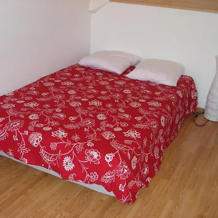 Les Noisetiers 1 * Seix