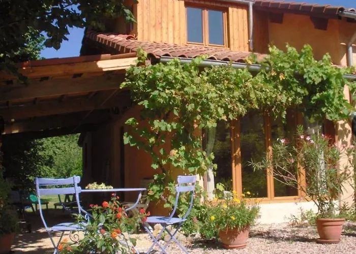 Les Noisetiers 1 Seix